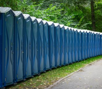 Toilettes sèches publiques : Comment les installer ?